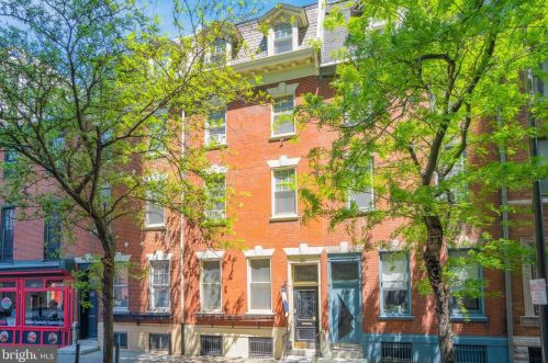 1953 Locust St, Philadelphia PA  19103-5730 exterior