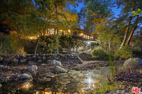 204 Topanga Canyon Blvd, Topanga CA  90290-3837 exterior