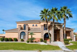 6952 Grandview St, Mesa, AZ 85207-6935