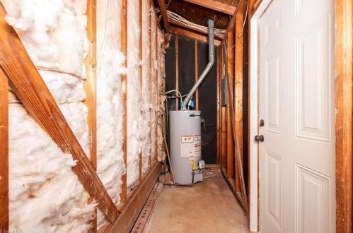 2601 Daye Dr, Greensboro NC  27406-6205 exterior