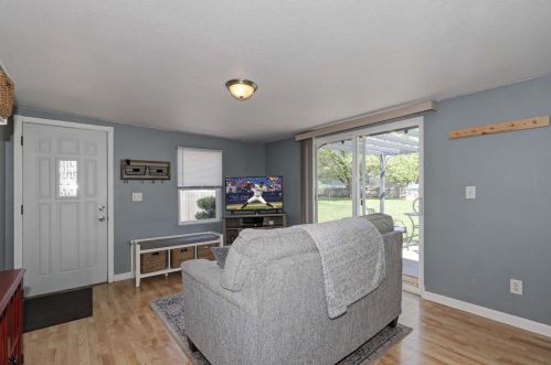 446 19th Ave, Oshkosh WI  54902-6866 exterior