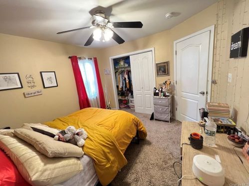 20 Dogwood Dr, Middletown NY 10940-1801 exterior