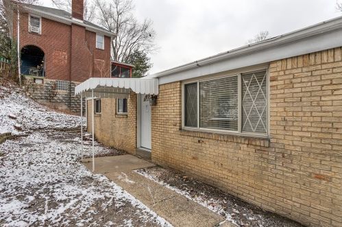 2516 Noblestown Rd, Pittsburgh, PA 15205-4271