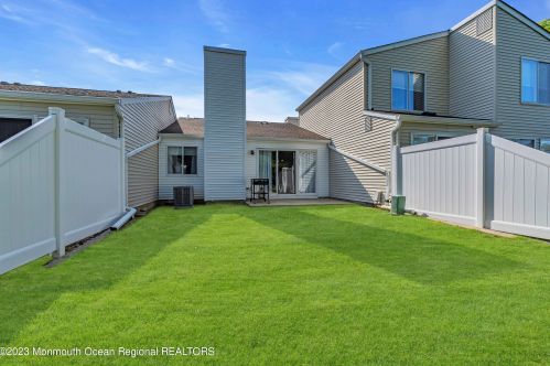 18 Woodmere Ct, East Freehold NJ  07728-4016 exterior