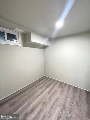 337 Hanby Cir, Boothwyn PA  19061-2319 exterior