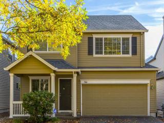 766 Caden Ave, Beaverton, OR 97124-7259