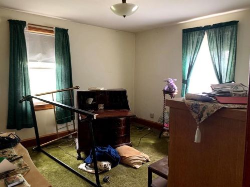 35 Rosemont Ave, Cumberland RI  02864-7518 exterior