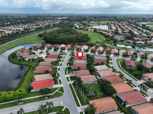 7038 Haviland Cir, Boynton Beach FL  33437-6472 exterior