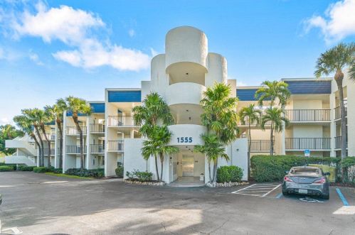 1555 Federal Hwy, Delray Beach, FL 33483-5047