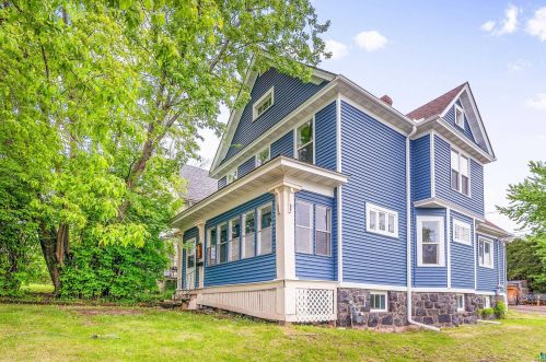 426 22nd Ave, Duluth MN  55806-1634 exterior