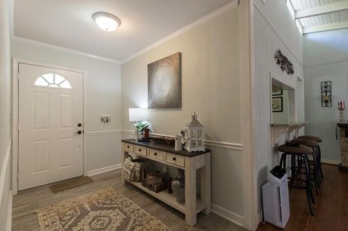 3421 Worth Hills Dr, Fort Worth, TX 76109-2950