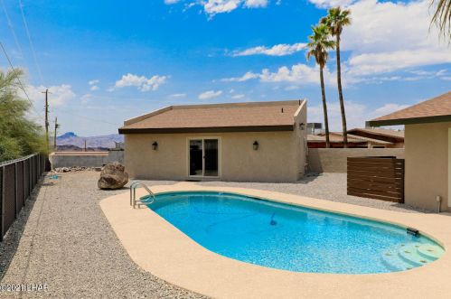 1023 Clearwater Pl, Lake Havasu City, AZ 86406-7935