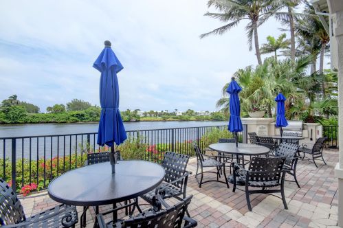 2306 Tuscany Way, Boynton Beach FL  33435-7808 exterior