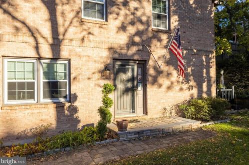 2576 Allison Dr, Pottstown, PA 19464-3139