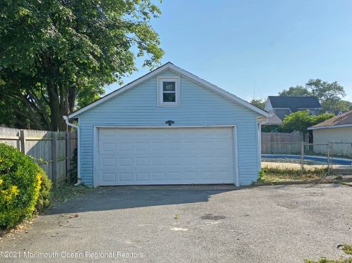 27 Victor Ave, West Long Branch, NJ 07764-1576