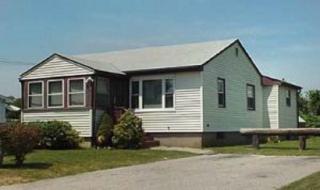 21 Durkin Dr, South Kingstown RI  02882-5108 exterior