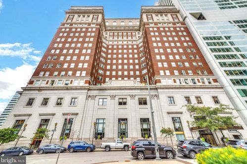 1600 Arch St, Philadelphia PA  19103-2028 exterior