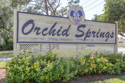 200 El Camino Dr, Winter Haven FL  33884-1696 exterior
