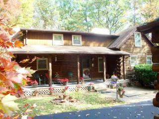 293 Tomhicken Rd, Sugarloaf, PA 18249-3604