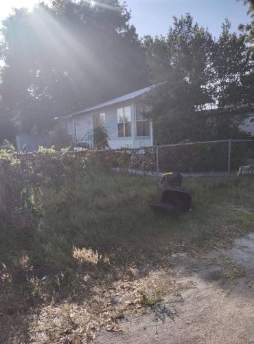 1909 Patriot Ln, Tarpon Springs, FL 34690-6027