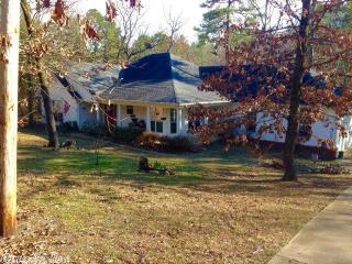 7 Cardinal Dr, Conway, AR 72032-9195