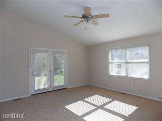 1721 Highland Ave, Blmgtn IN  47401-6601 exterior