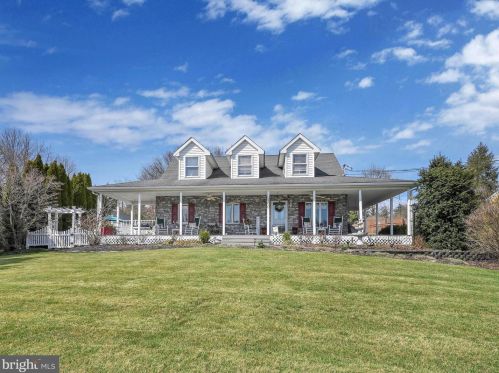 160 Oak Grove Rd, Lincoln Colliery, PA 17963-8653