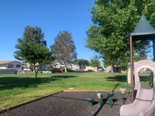 45465 25th St, Lancaster CA 93535-2331 exterior