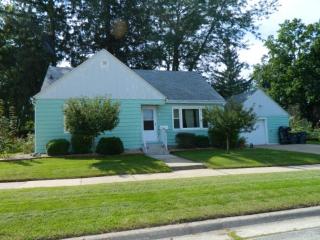 1124 21st St, Monroe, WI 53566-2933