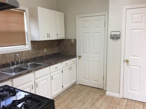 1222 42nd St, Galveston TX  77550-3935 exterior