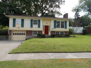 1506 Anna Ln, Louisville, KY 40216-5444