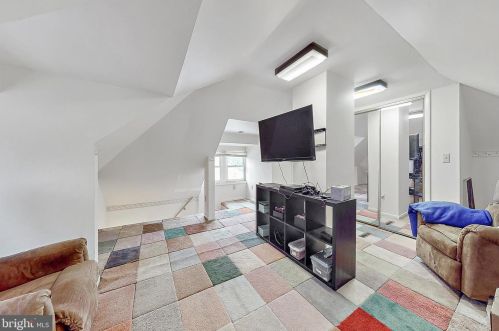 239 High St, Hummelstown PA  17036-2406 exterior