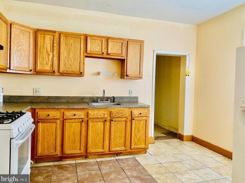 115 27th St, Camden, NJ 08105-1135