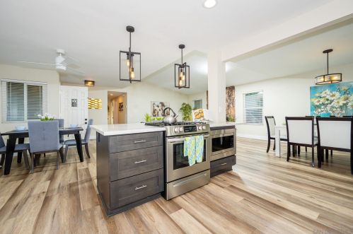 638 Cortez Ave, Vista CA  92084-3728 exterior