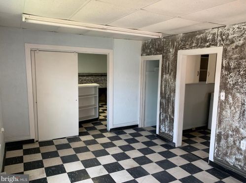 1723 Paxton St, Harrisburg PA 17104-2636 exterior