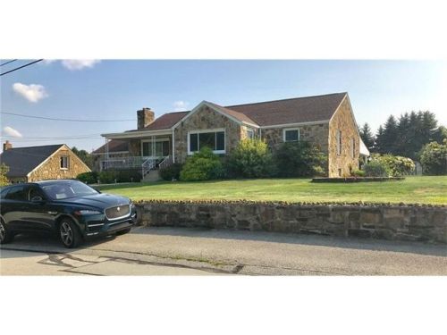 1147 Post Dr, Latrobe, PA 15650-2653