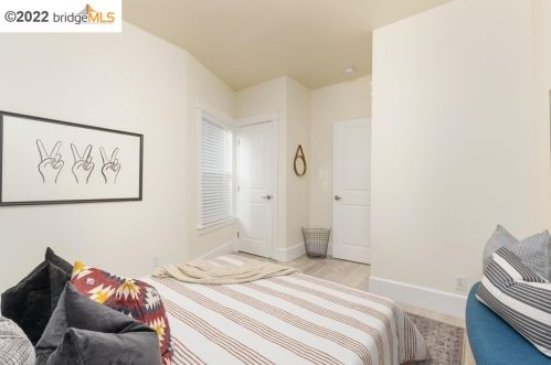 534 25th St, Oakland CA  94606-4145 exterior