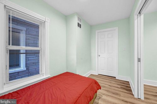 62 East St, Spring Grove PA  17362-1210 exterior