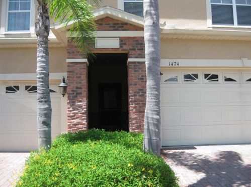 1474 Hillview Ln, Tarpon Springs, FL 34689-5741