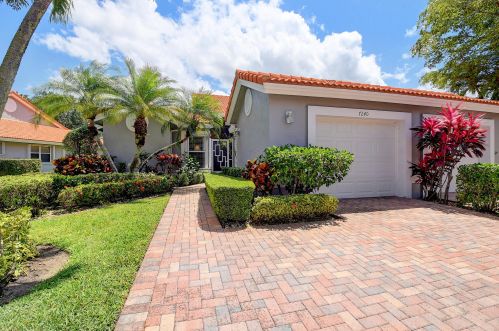 7240 Summer Tree Dr, Boynton Beach, FL 33437-3888