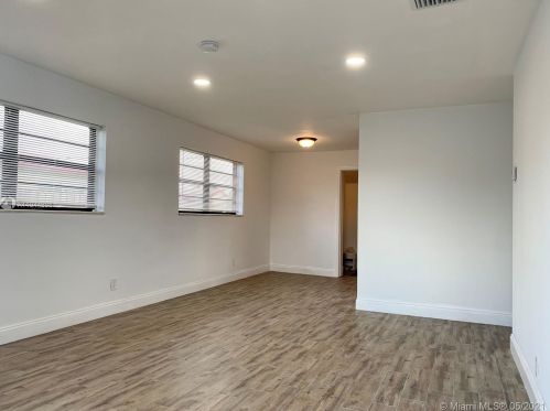 6857 21st St, Hollywood FL  33023-2711 exterior