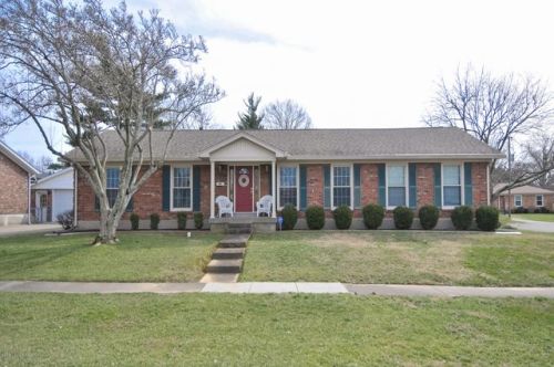 3222 Pomeroy Dr, Louisville, KY 40220-3071