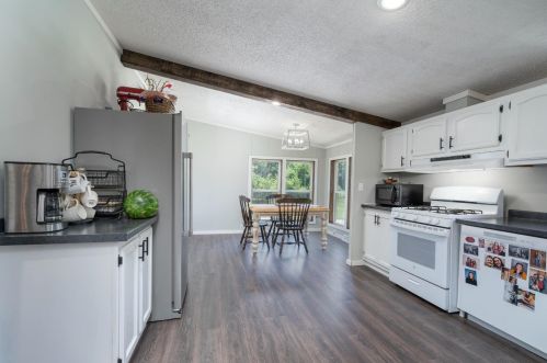 8173 South Ln, Seaman, OH 45679-9601