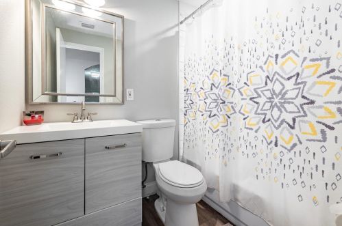 2406 Sunset Ln, Lutz FL  33549-8209 exterior