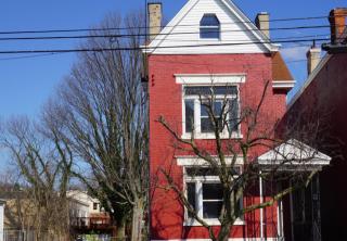 1924 Greenup St, Covington, KY 41011-3449