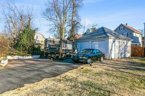 26 Hawthorne Ave, Rye Brook NY  10573-2927 exterior