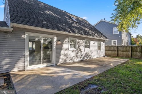 37 Holstone Ln, Willingboro NJ  08046-1817 exterior