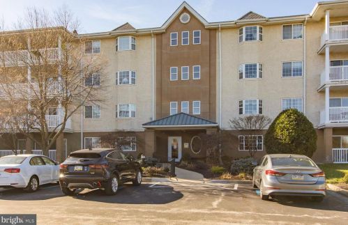 334 Paoli Pointe Dr, Paoli, PA 19301-1382