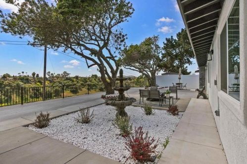 4633 Mount Armet Dr, San Diego CA  92117-4718 exterior