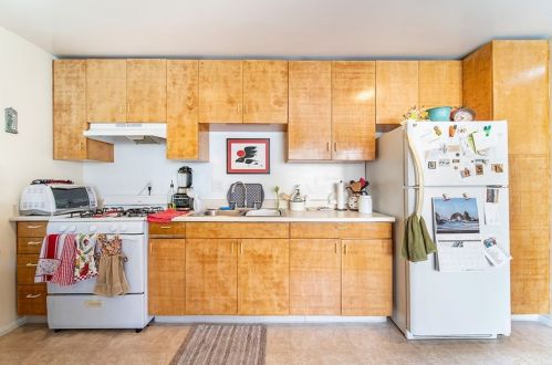 826 Obispo Ave, Long Beach CA  90804-5036 exterior